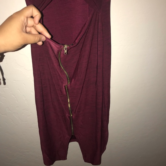 Dresses - Picture 5 of 5